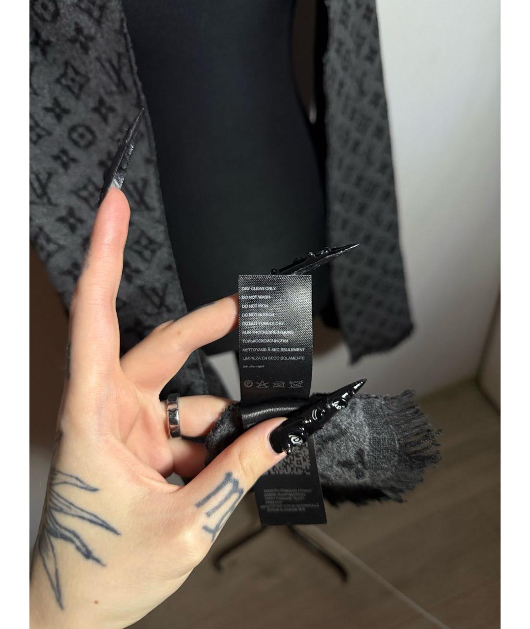 LOUIS VUITTON Антрацитовый шерстяной шарф, фото 7