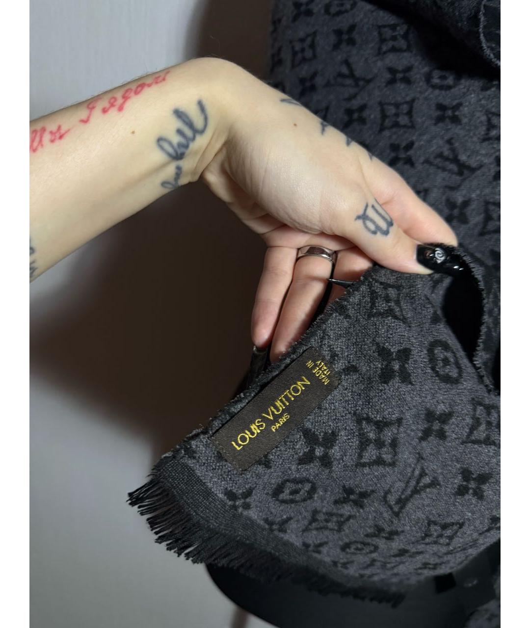LOUIS VUITTON Антрацитовый шерстяной шарф, фото 4