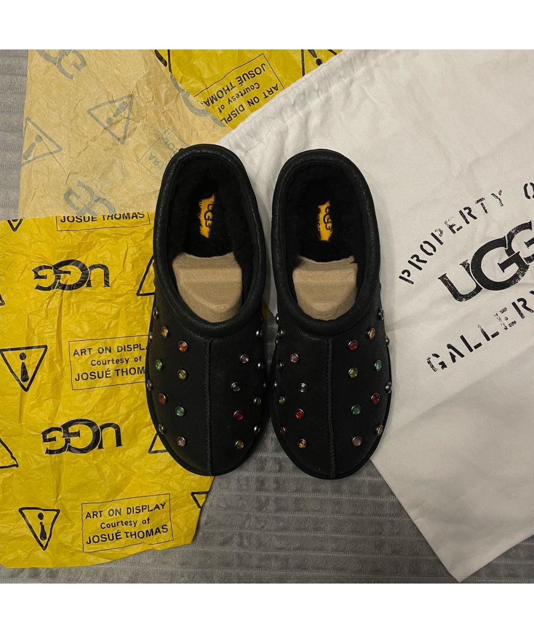 UGG AUSTRALIA Черные низкие ботинки, фото 2