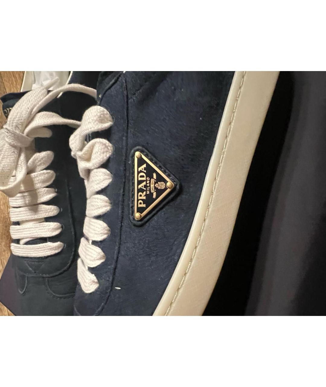 PRADA Темно-синие замшевые кеды, фото 7