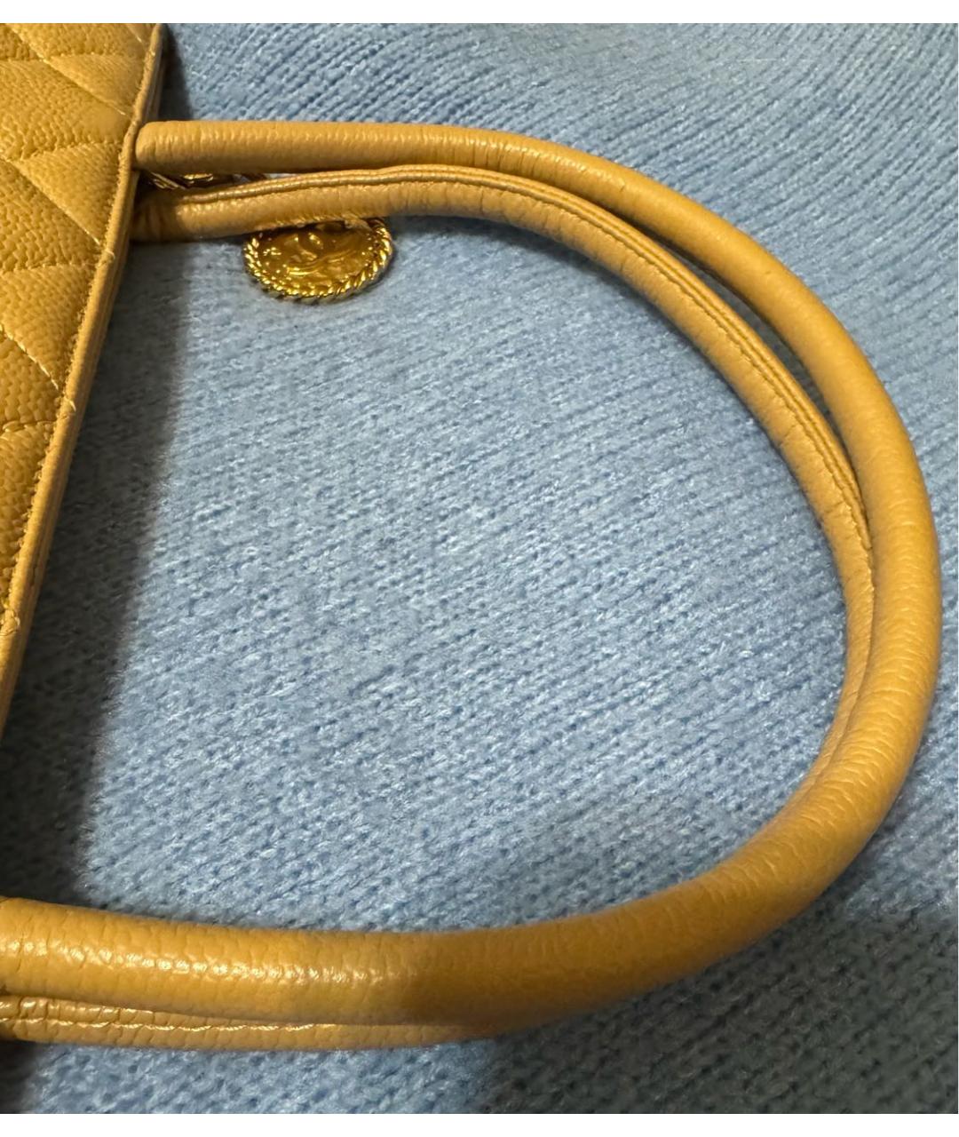 CHANEL Бежевая кожаная сумка тоут, фото 2