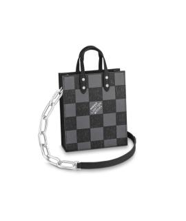 LOUIS VUITTON Сумка на плечо