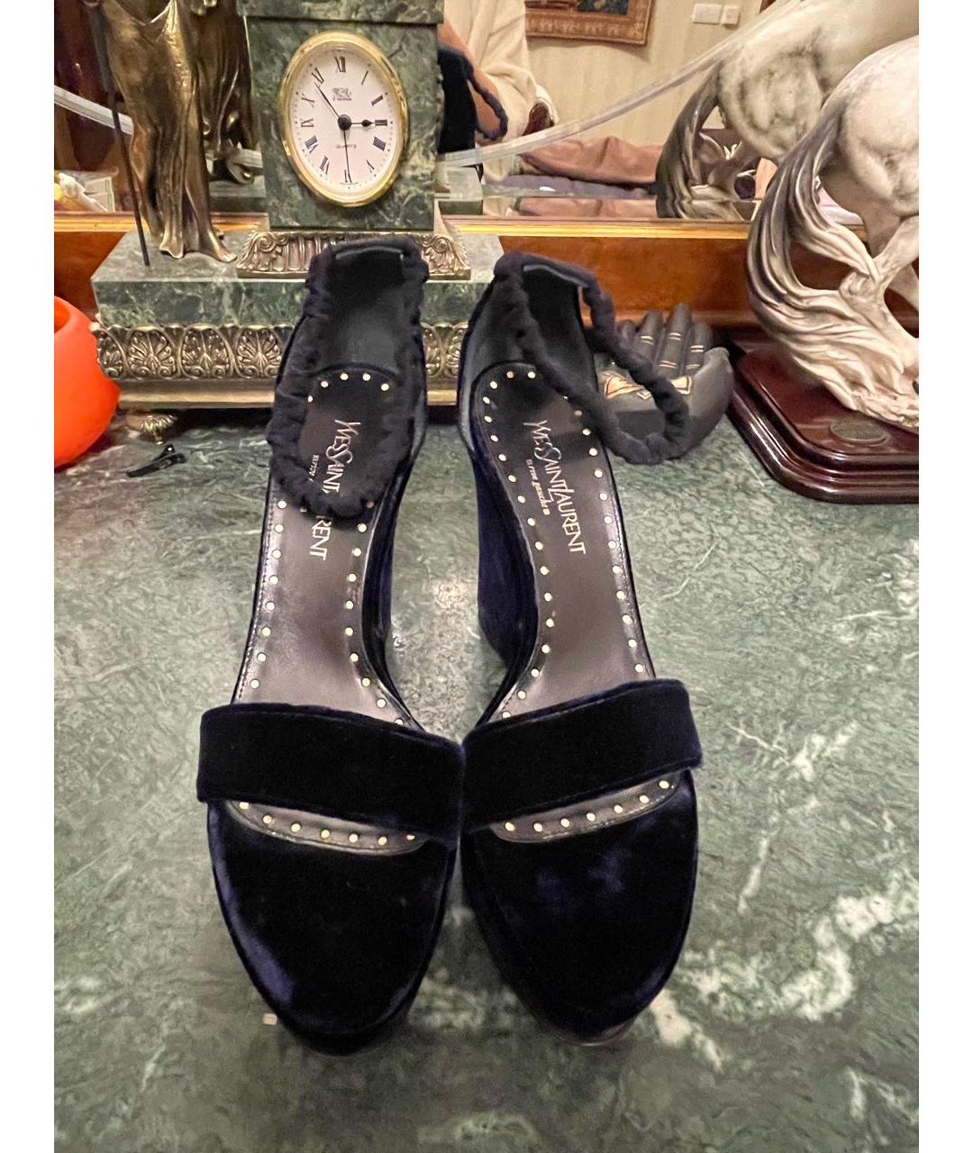 SAINT LAURENT Фиолетовые бархатные босоножки, фото 2