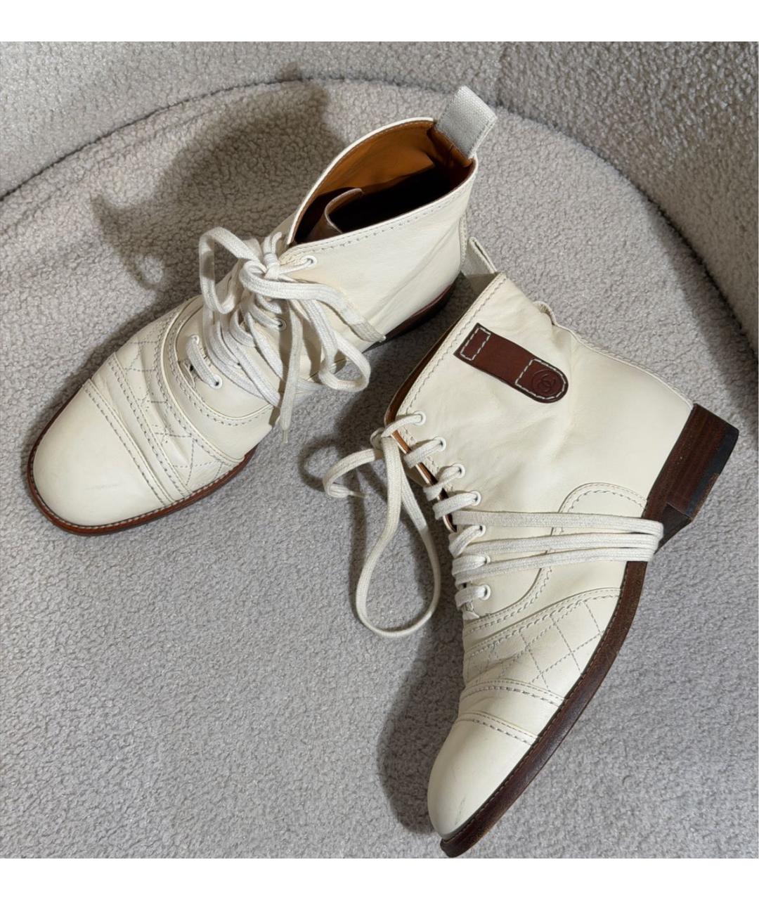 CHANEL Белые кожаные ботинки, фото 5