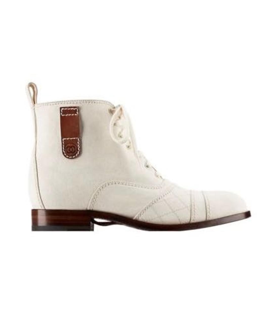 CHANEL Белые кожаные ботинки, фото 1