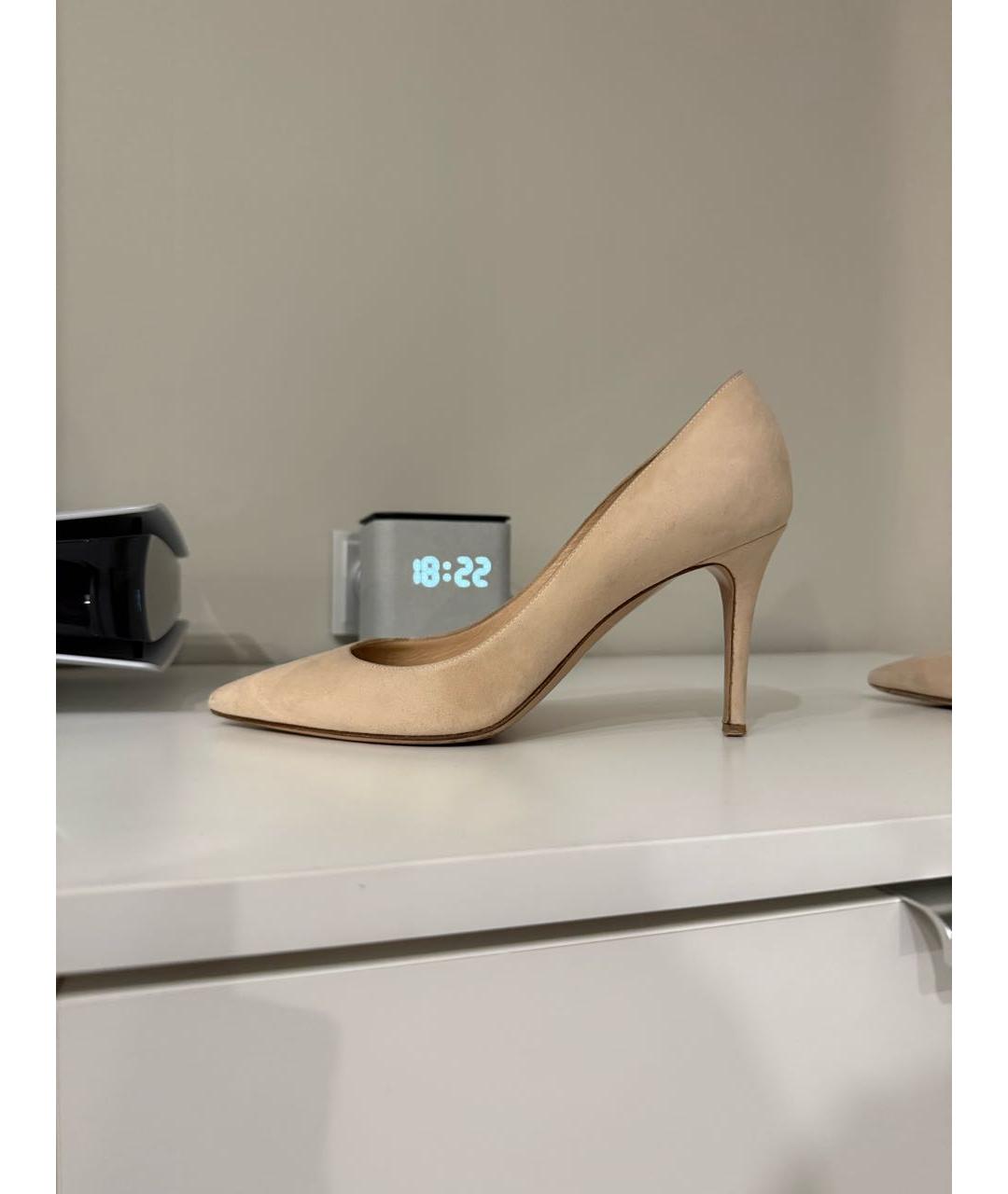 GIANVITO ROSSI Бежевые замшевые туфли, фото 8