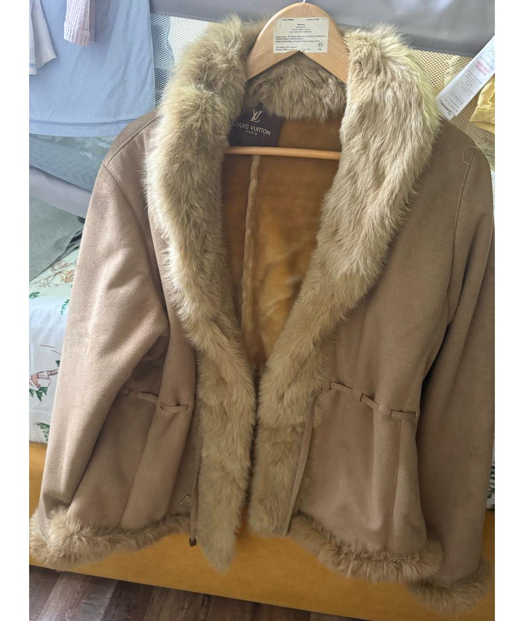 LOUIS VUITTON Бежевая меховая дубленка, фото 6