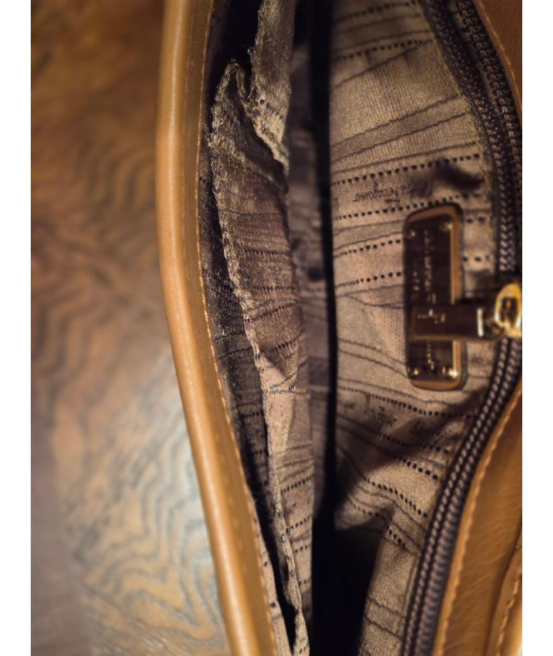 FERRAGAMO Горчичная кожаная сумка через плечо, фото 5