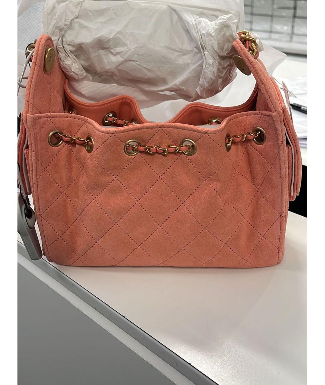 CHANEL Коралловая замшевая сумка через плечо, фото 2