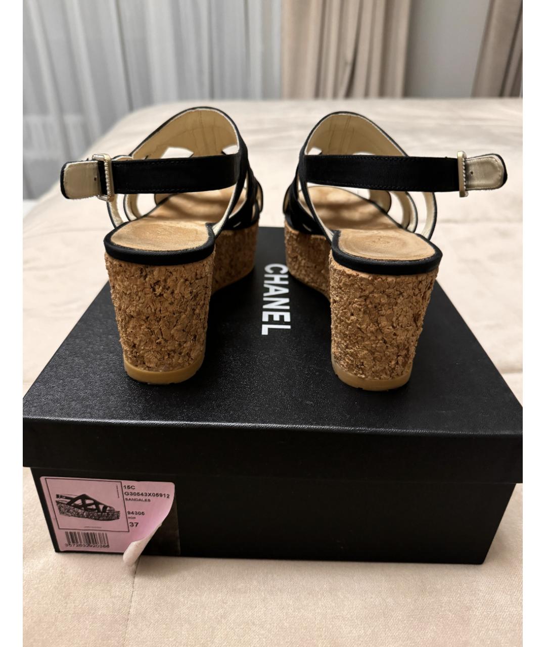 CHANEL Черные нубуковые босоножки, фото 3