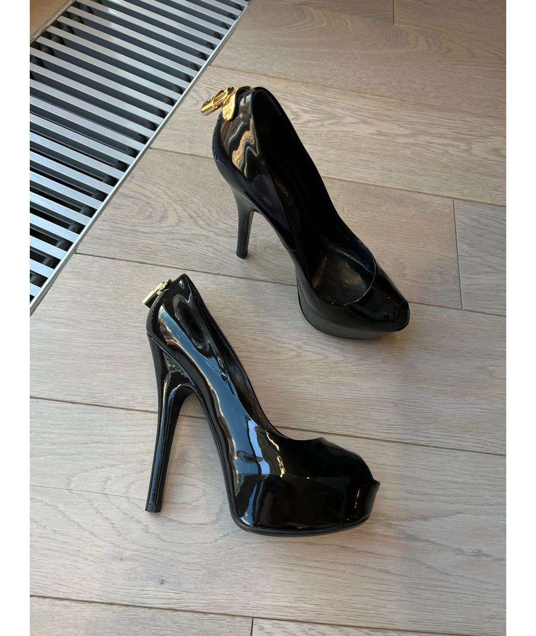 LOUIS VUITTON Черные туфли из лакированной кожи, фото 2