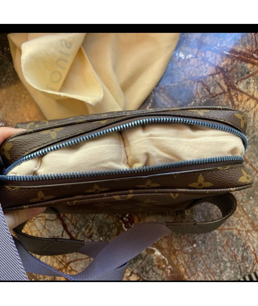 LOUIS VUITTON Коричневая кожаная поясная сумка, фото 4