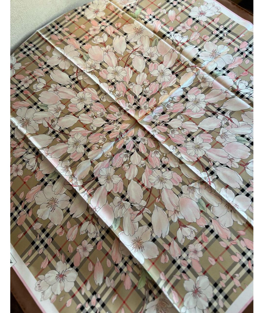 BURBERRY Бежевый шелковый платок, фото 3