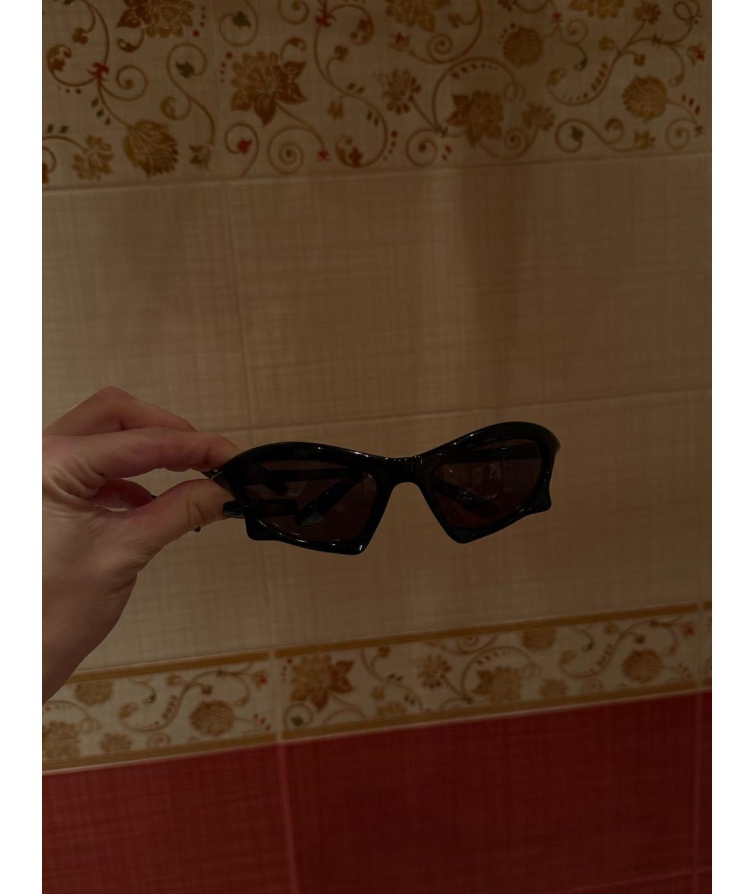 BALENCIAGA Черные пластиковые солнцезащитные очки, фото 5
