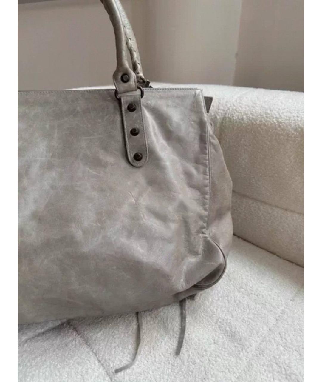 BALENCIAGA Серая кожаная сумка с короткими ручками, фото 5