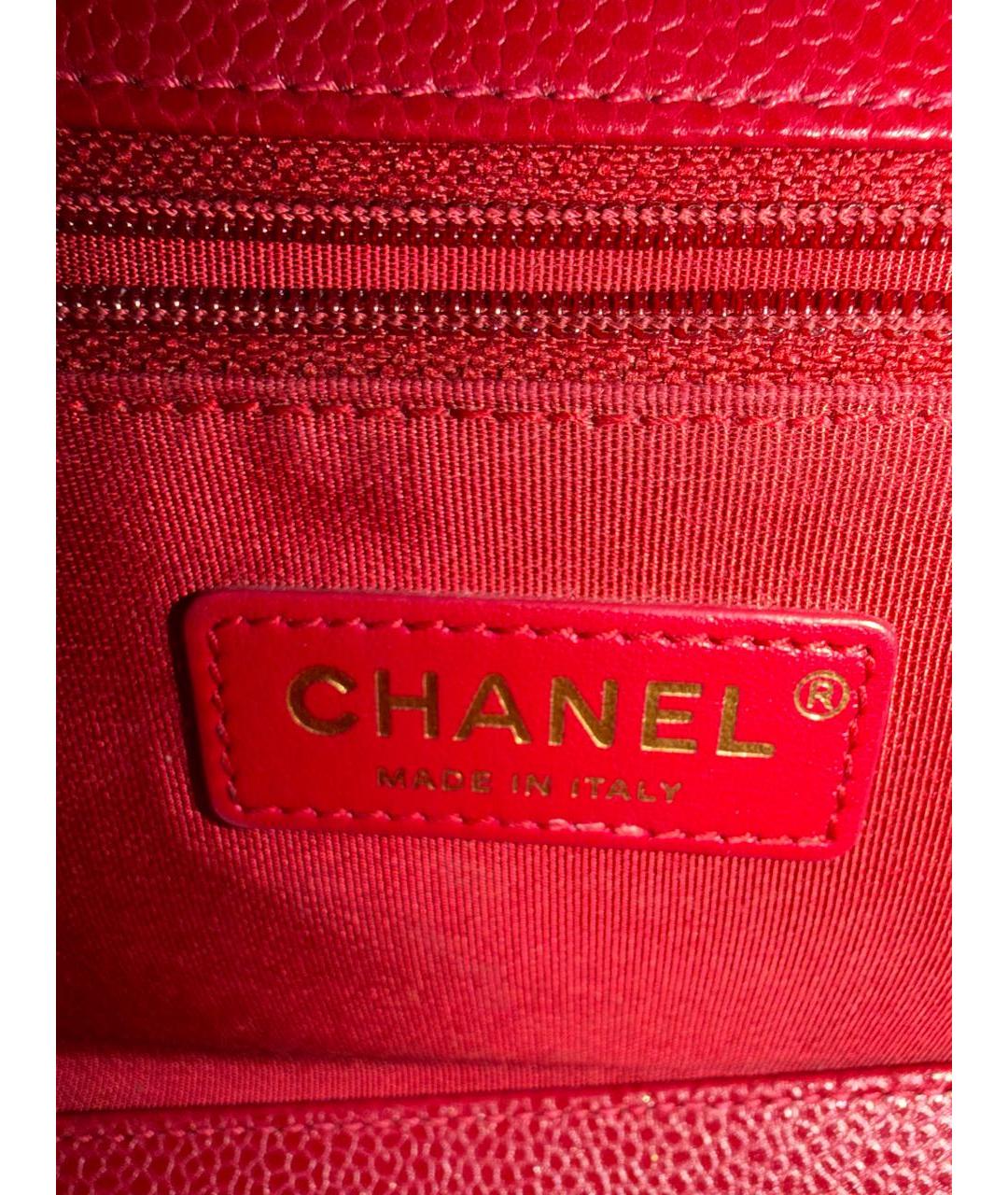 CHANEL Красная кожаная сумка с короткими ручками, фото 2