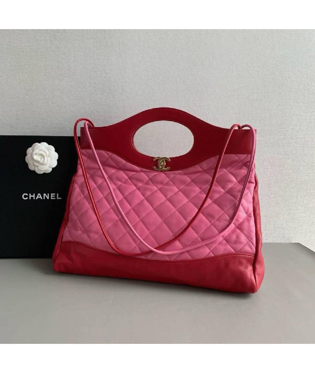 CHANEL Коралловая кожаная сумка с короткими ручками, фото 2