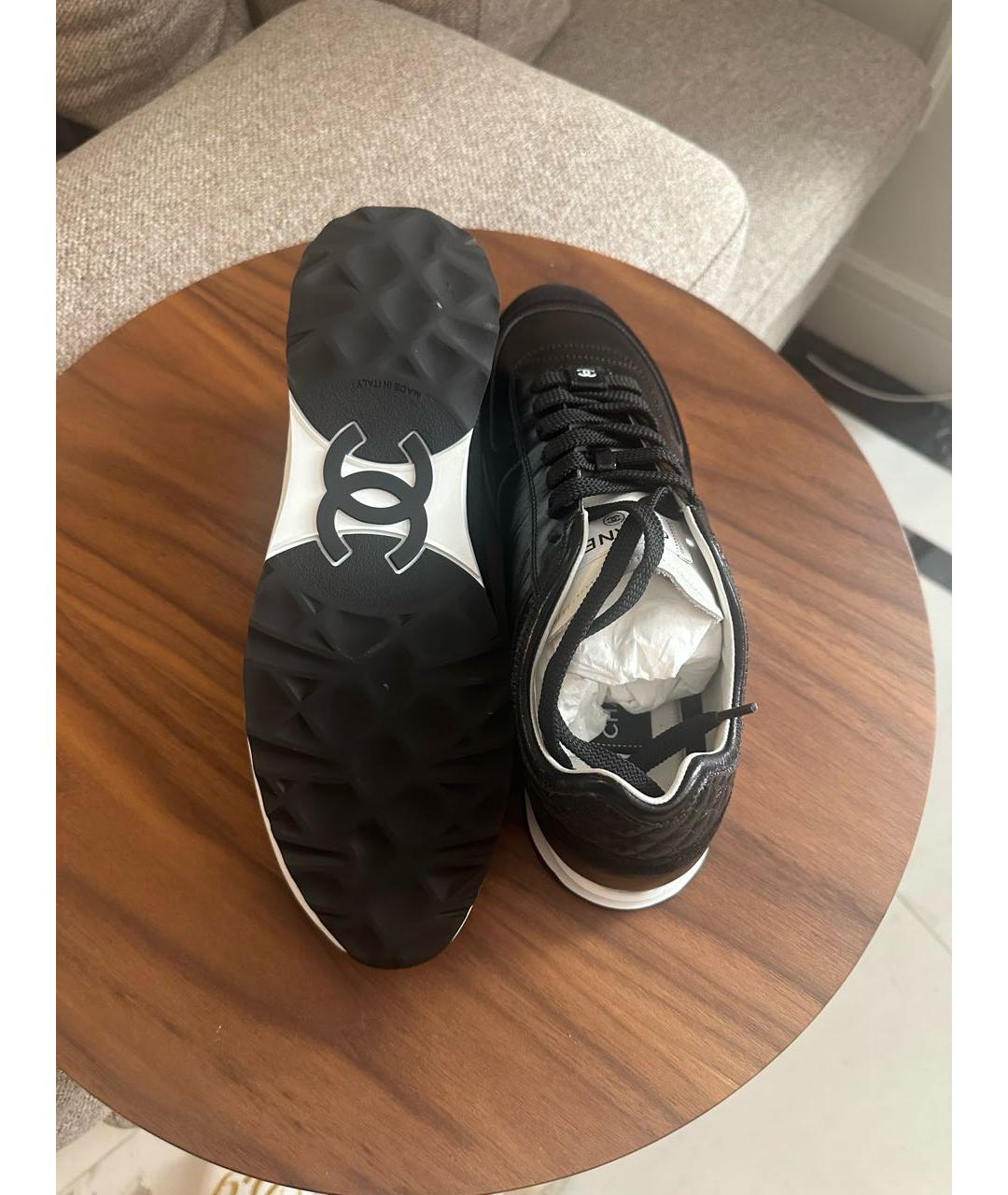 CHANEL Черные кожаные кроссовки, фото 3