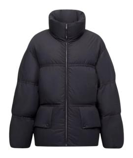 MONCLER Пуховик