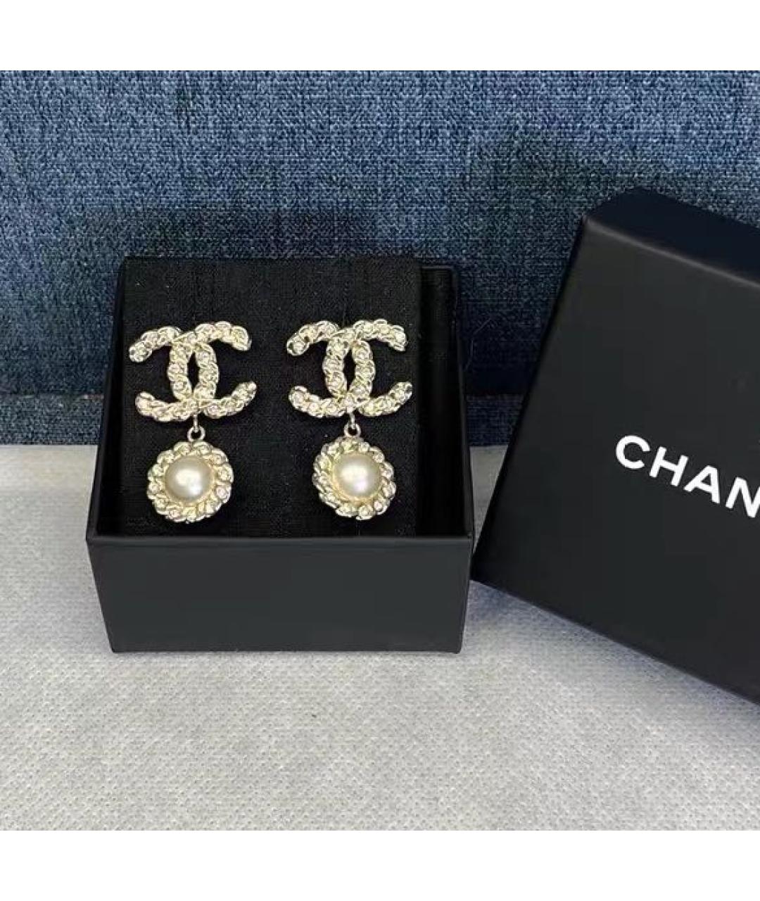 CHANEL Золотые металлические серьги, фото 2