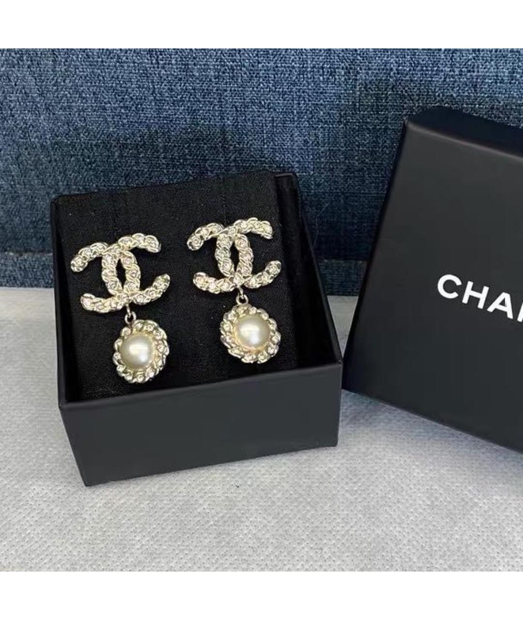 CHANEL Золотые металлические серьги, фото 3