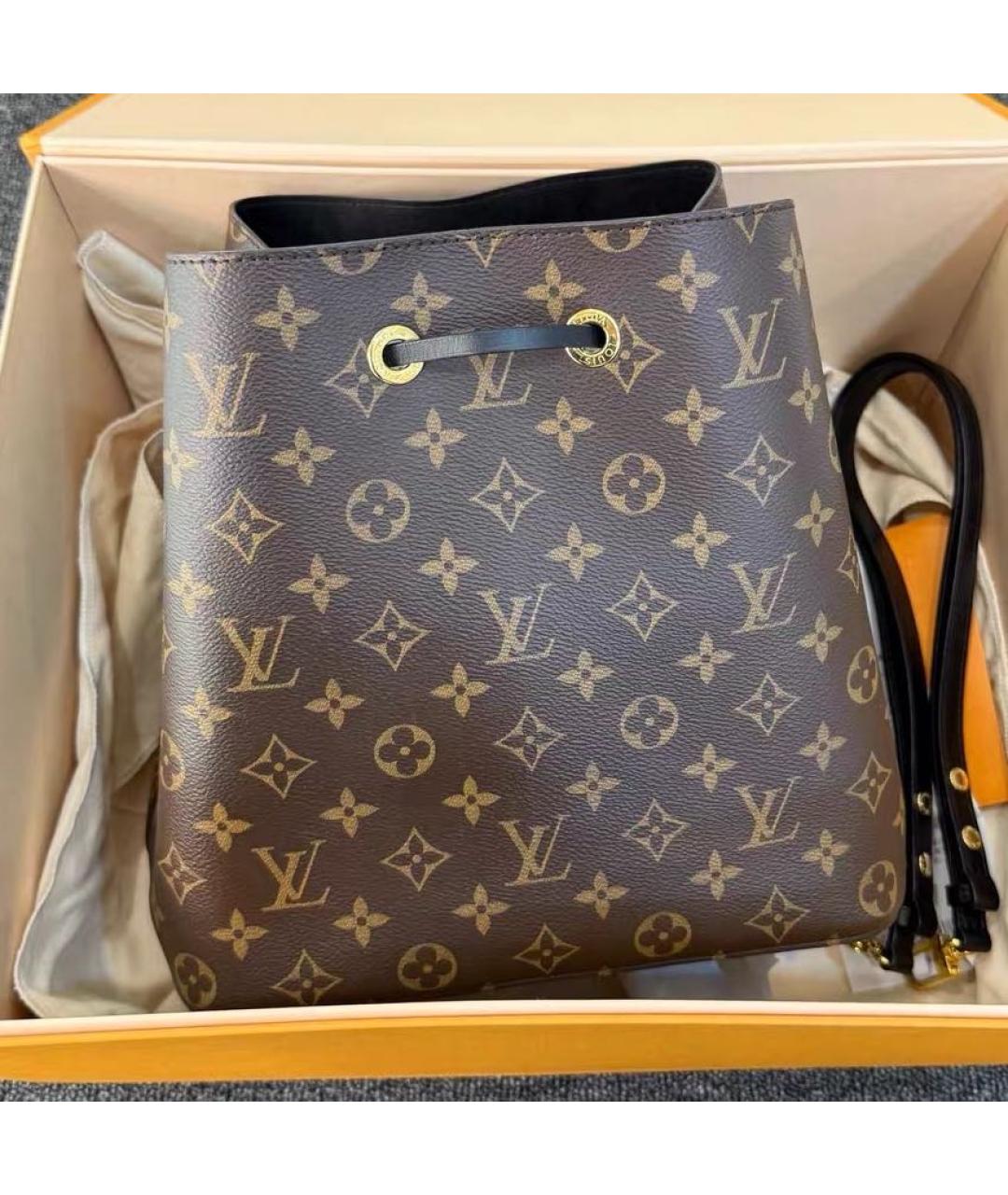 LOUIS VUITTON Коричневая сумка через плечо из искусственной кожи, фото 3