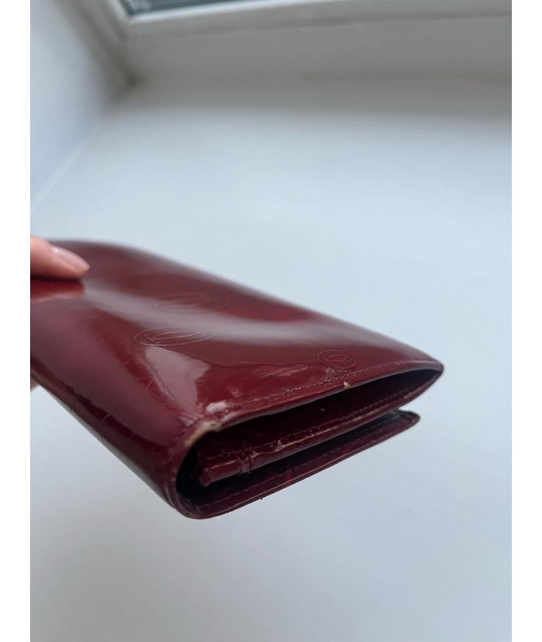 CARTIER Бордовый кошелек из лакированной кожи, фото 4