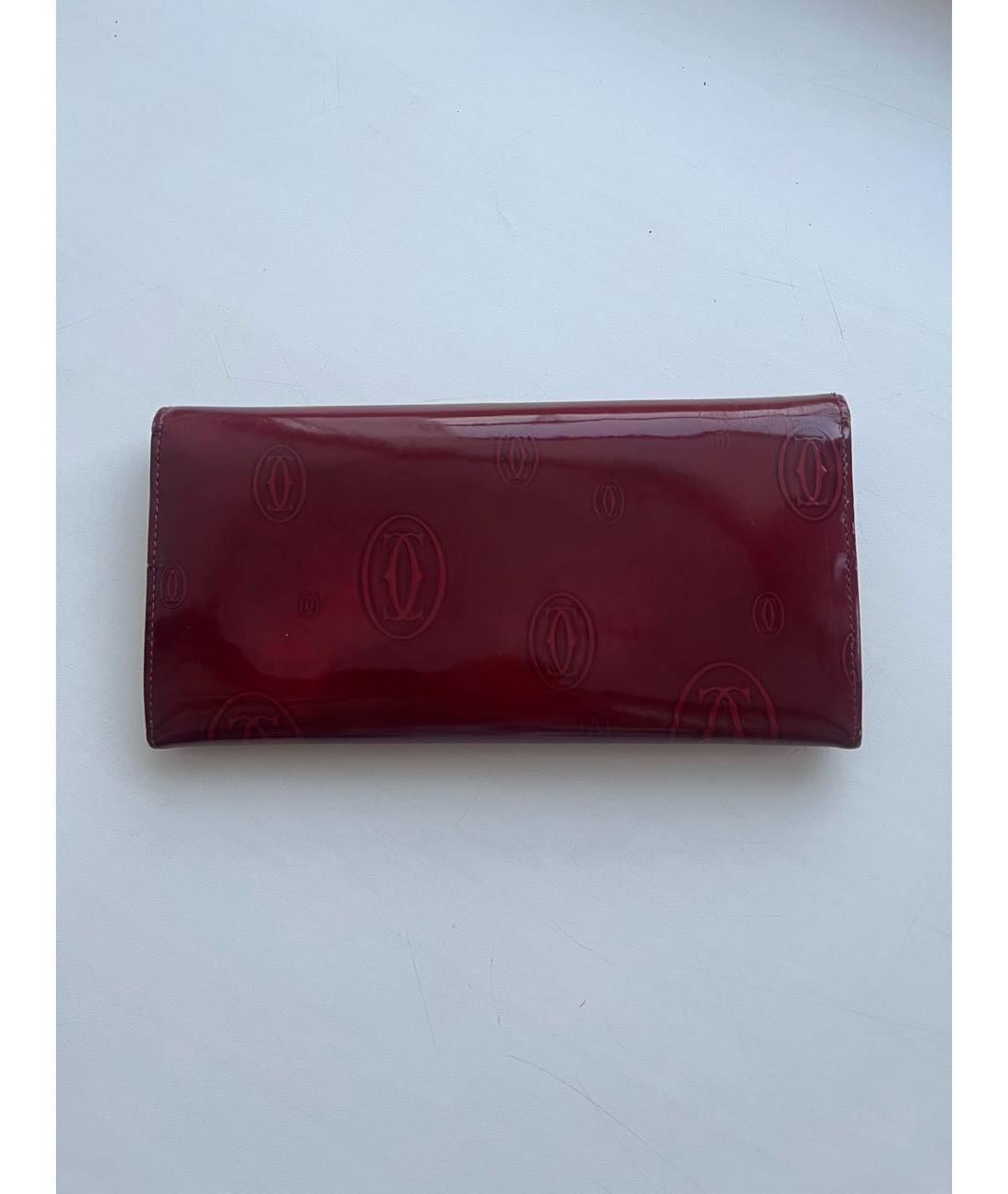 CARTIER Бордовый кошелек из лакированной кожи, фото 3