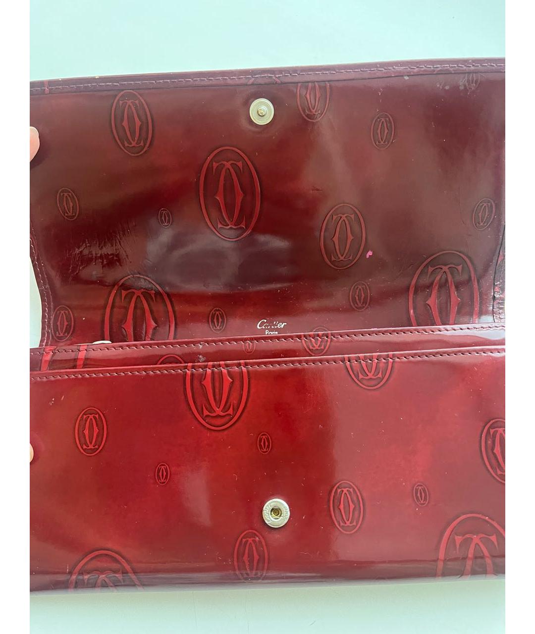 CARTIER Бордовый кошелек из лакированной кожи, фото 6