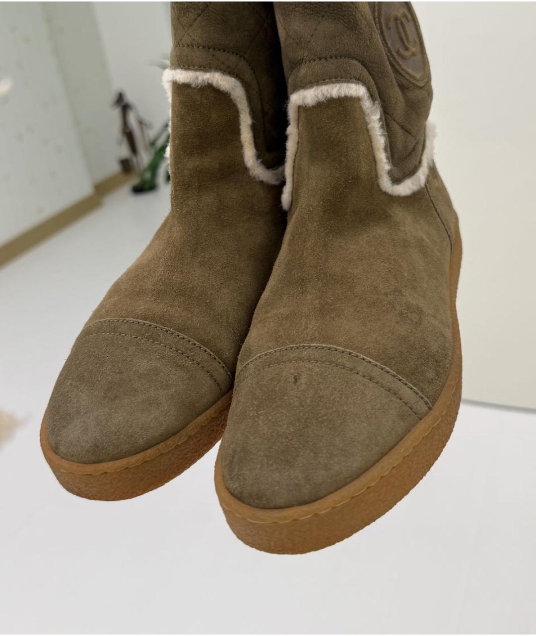 CHANEL Хаки замшевые сапоги, фото 3