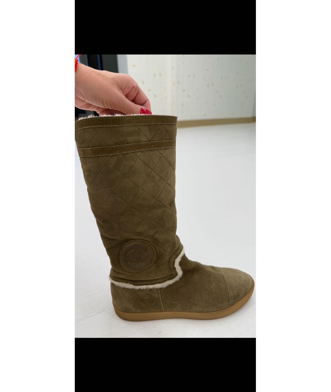 CHANEL Хаки замшевые сапоги, фото 8