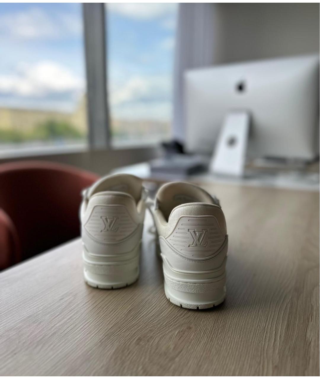 LOUIS VUITTON Белые кожаные низкие кроссовки / кеды, фото 4