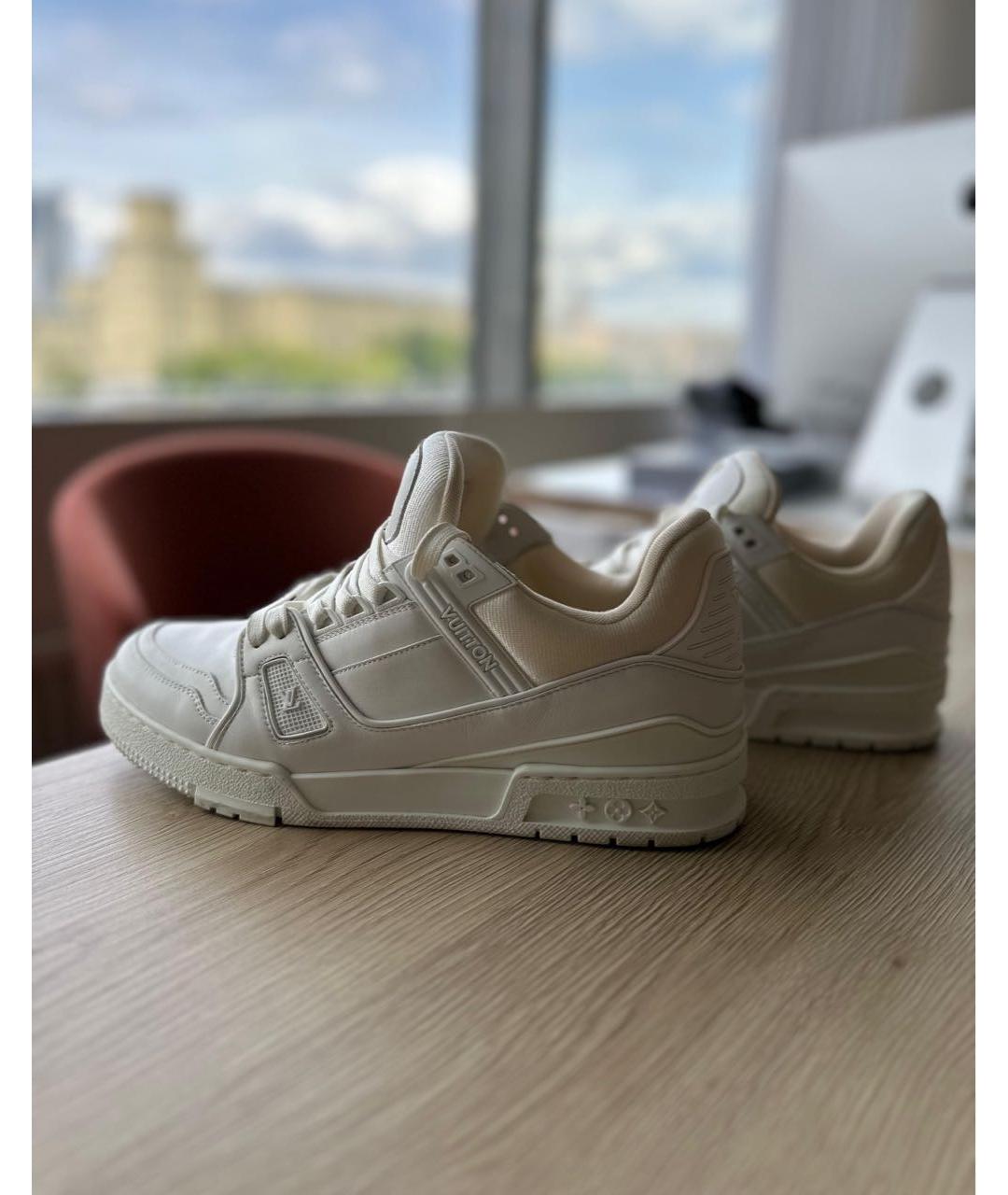 LOUIS VUITTON Белые кожаные низкие кроссовки / кеды, фото 5