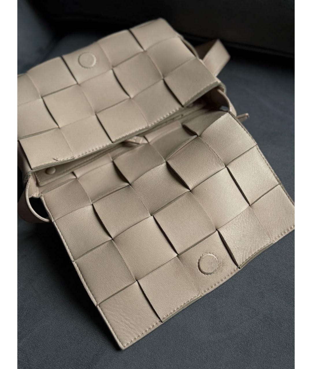 BOTTEGA VENETA Бежевая кожаная сумка через плечо, фото 4