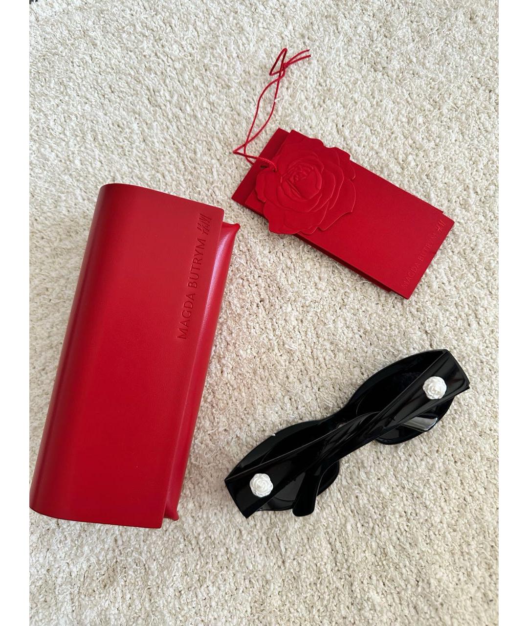 MAGDA BUTRYM Черные пластиковые солнцезащитные очки, фото 2