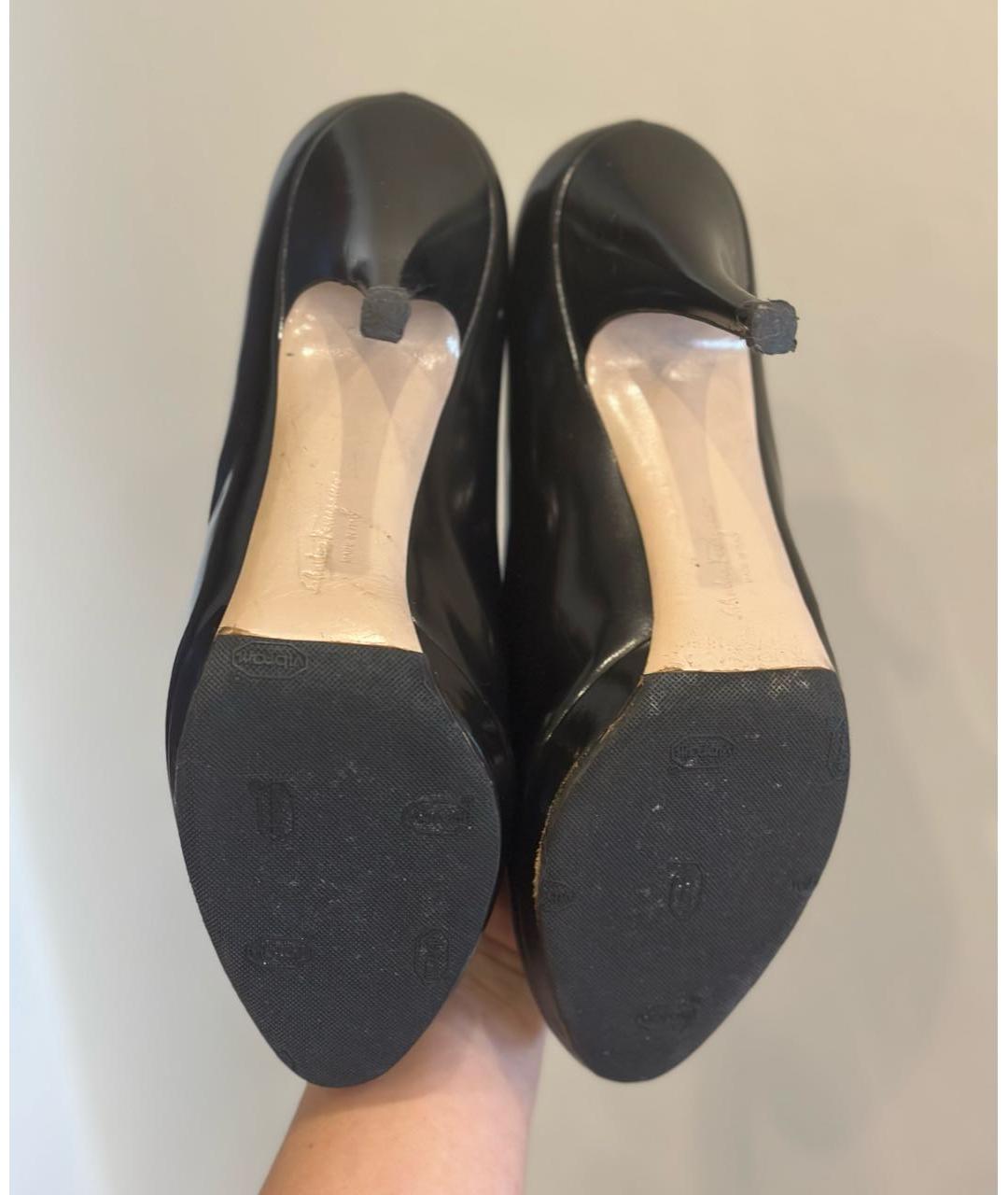 FERRAGAMO Черные туфли из лакированной кожи, фото 5