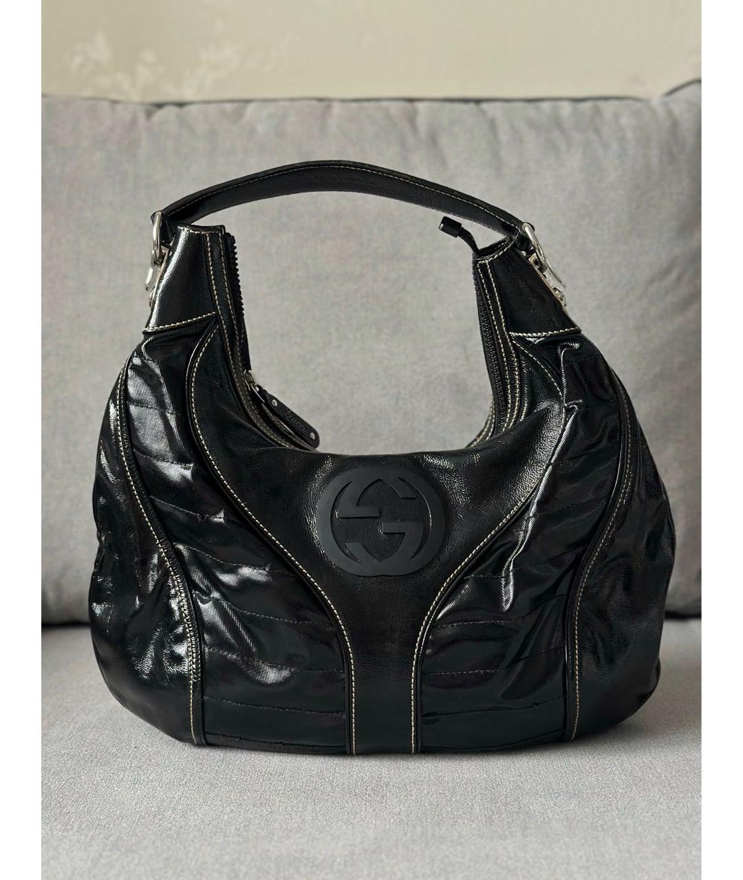 GUCCI Черная сумка с короткими ручками из лакированной кожи, фото 3