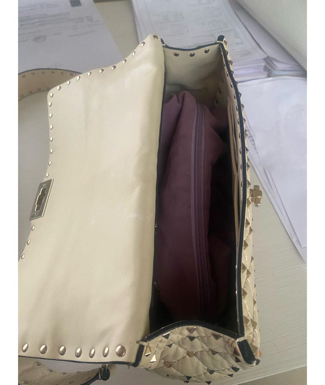 VALENTINO Бежевая кожаная сумка через плечо, фото 4