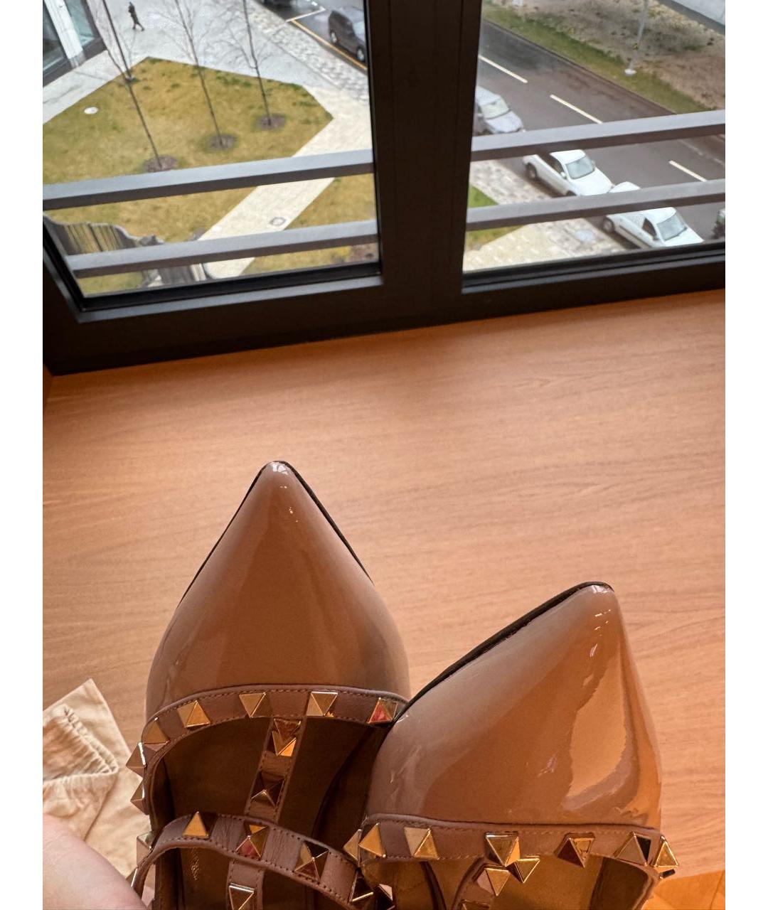 VALENTINO Бежевые кожаные туфли, фото 4