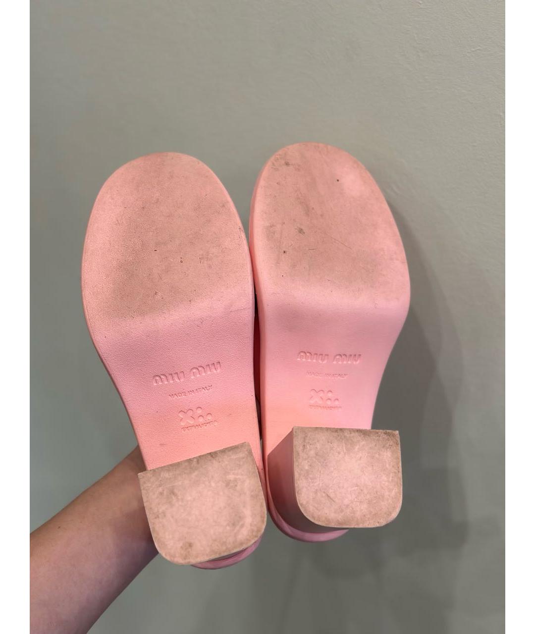 MIU MIU Розовые резиновые мюли, фото 5