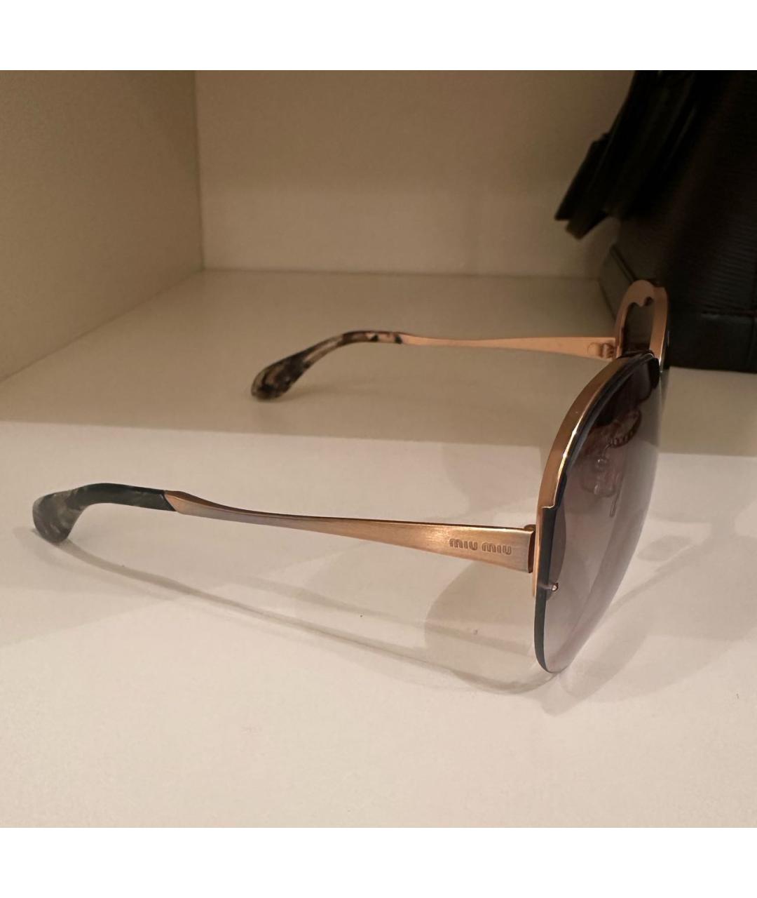 MIU MIU Коричневые металлические солнцезащитные очки, фото 2
