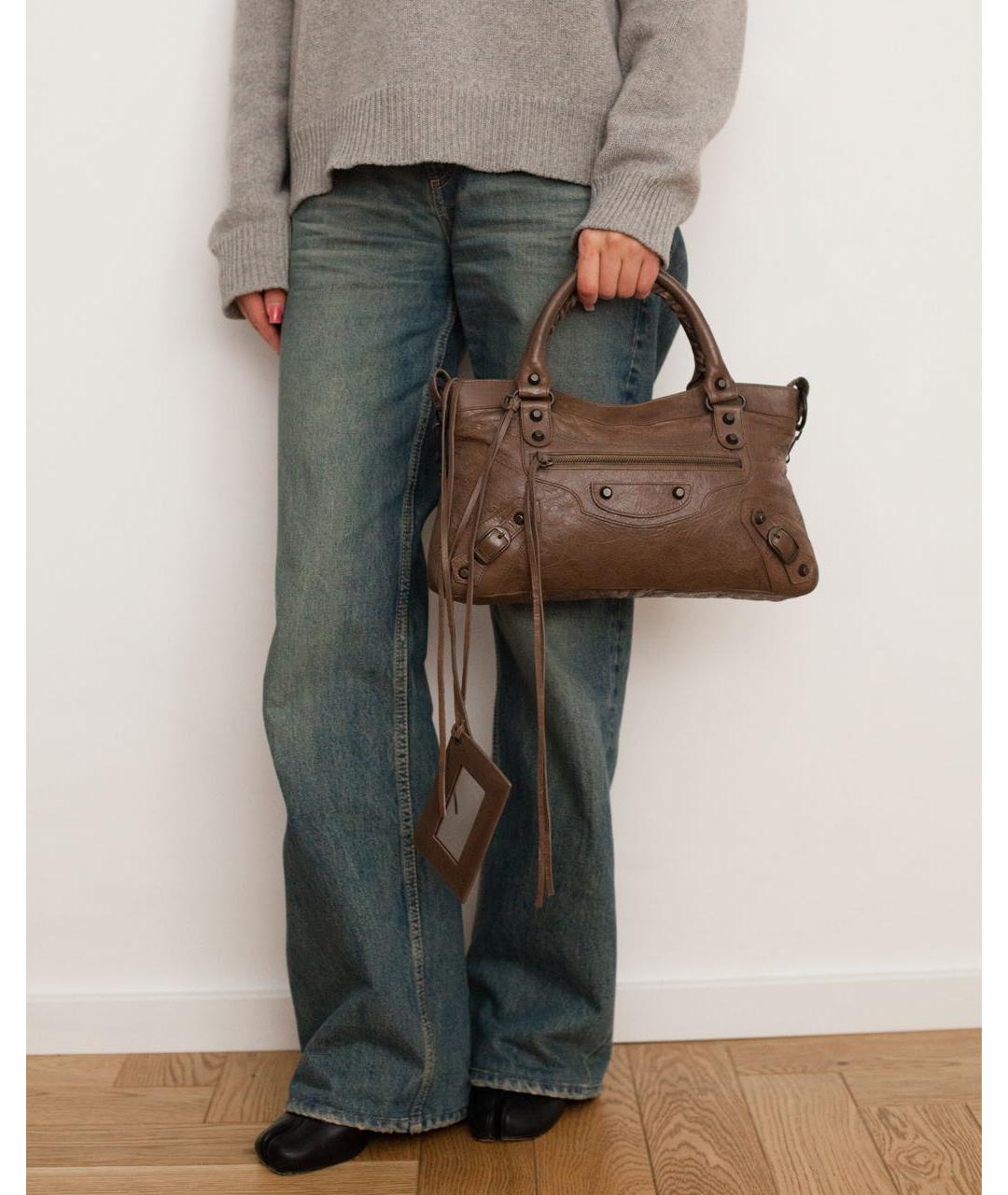 BALENCIAGA Коричневая кожаная сумка через плечо, фото 5