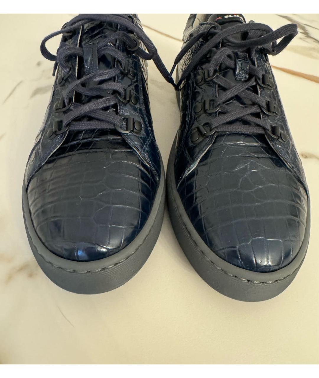 KITON Темно-синие низкие кроссовки / кеды из экзотической кожи, фото 7