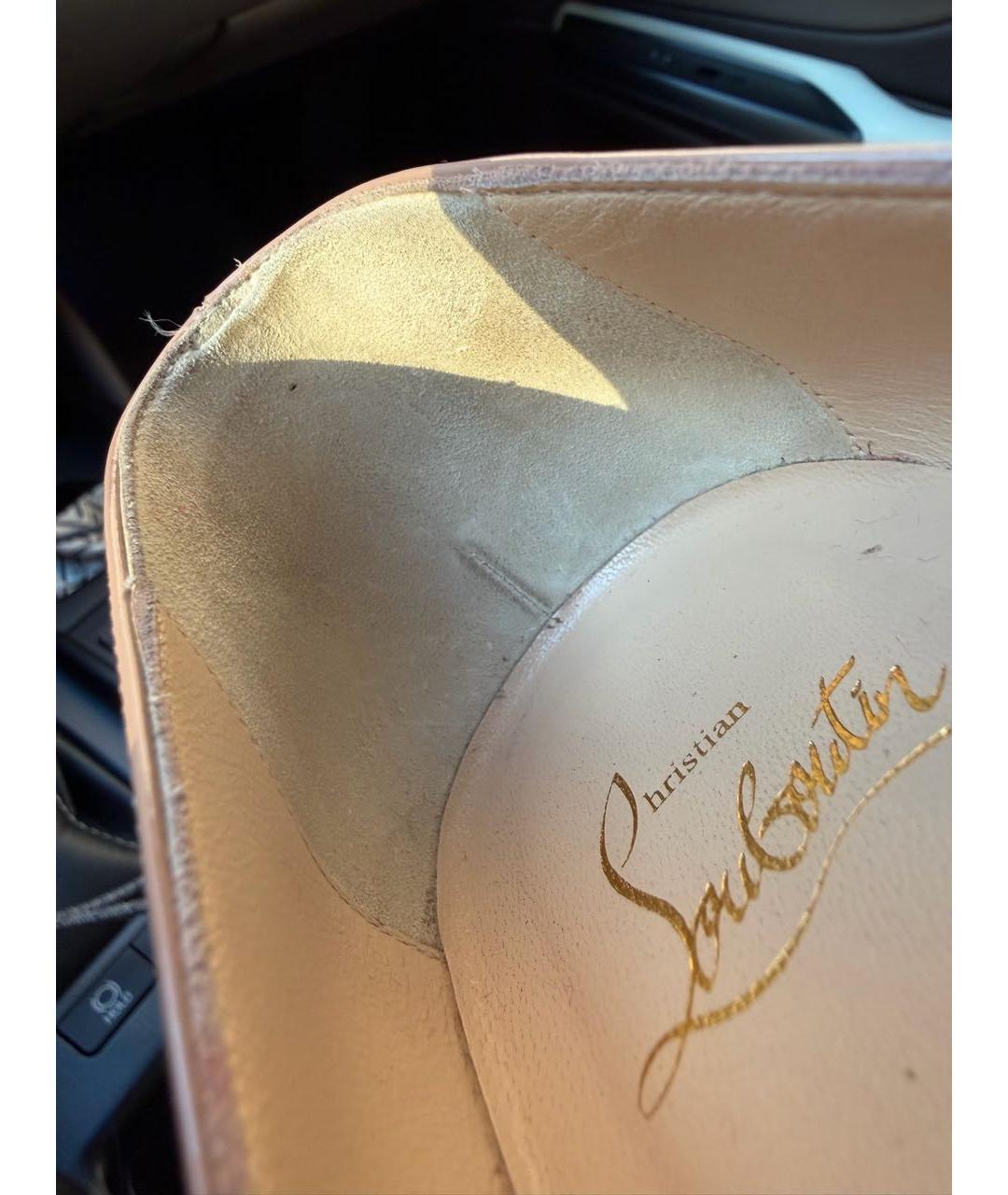 CHRISTIAN LOUBOUTIN Бежевые туфли из лакированной кожи, фото 4