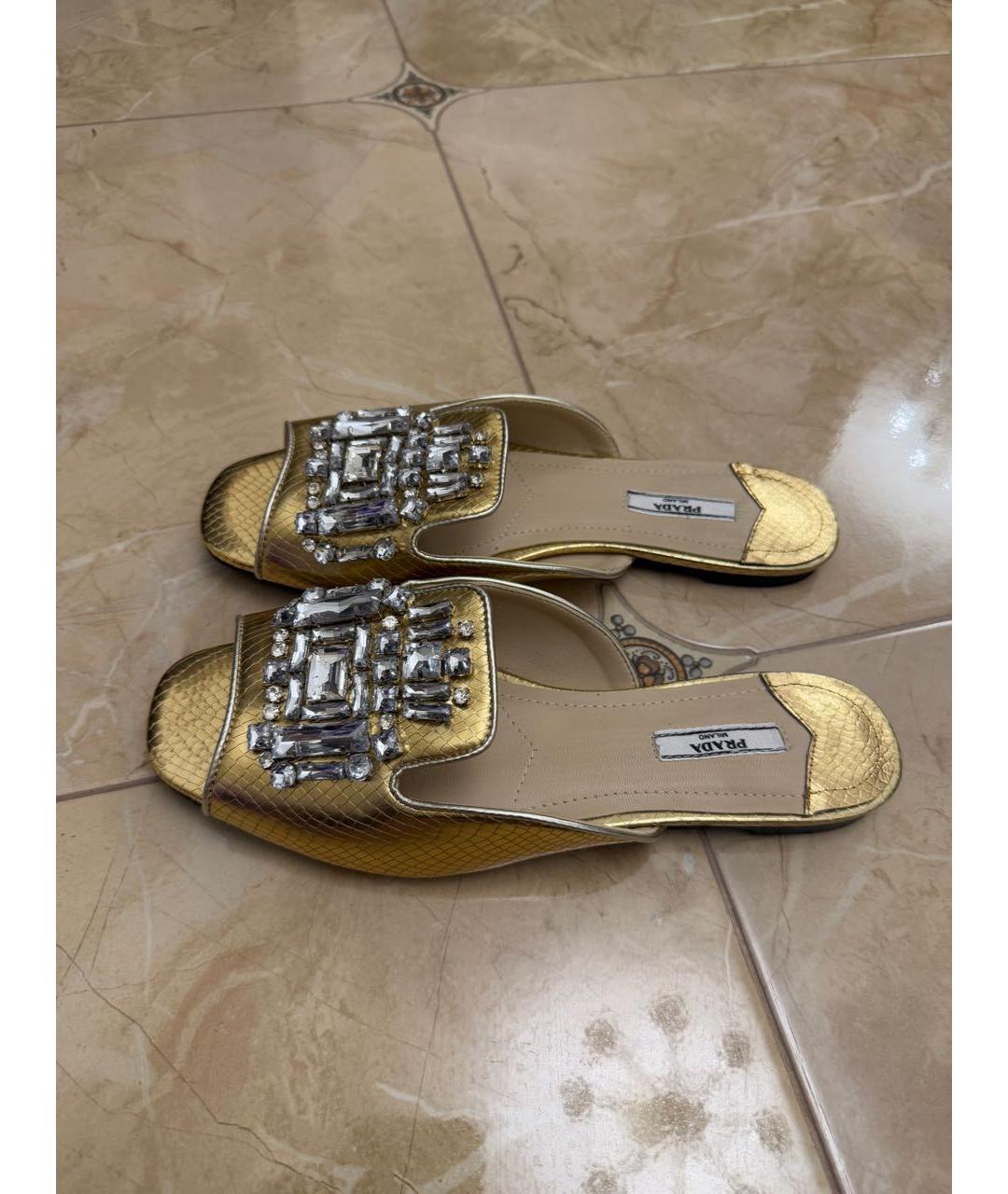 PRADA Золотые шлепанцы, фото 5