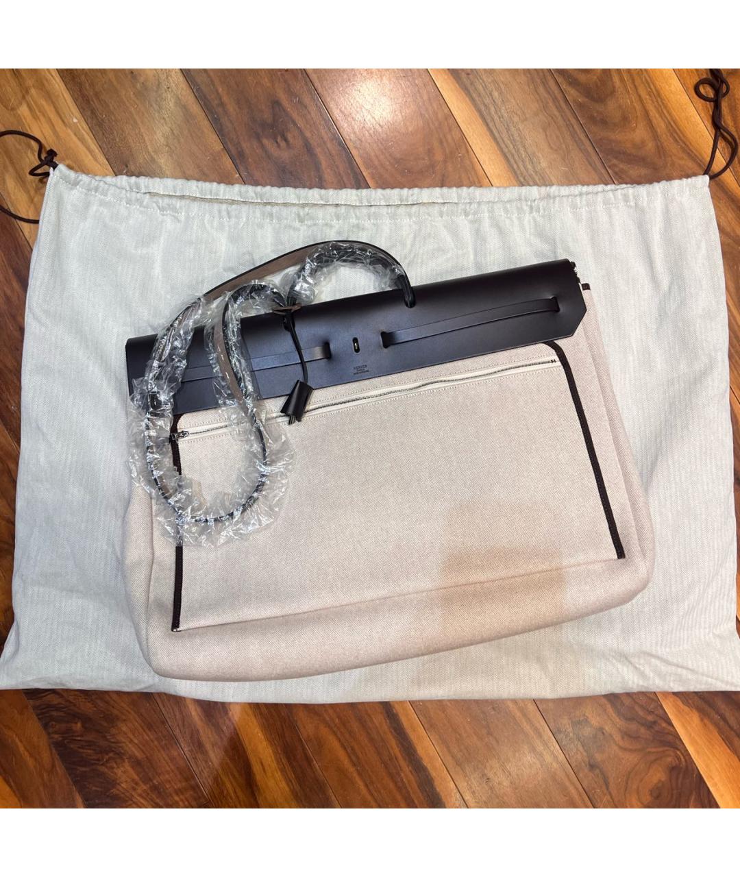 HERMES Бежевая тканевая сумка с короткими ручками, фото 2