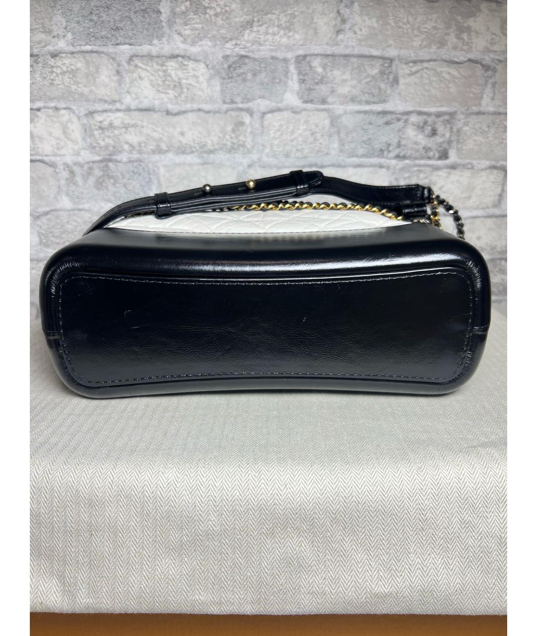 CHANEL Белая кожаная сумка через плечо, фото 6