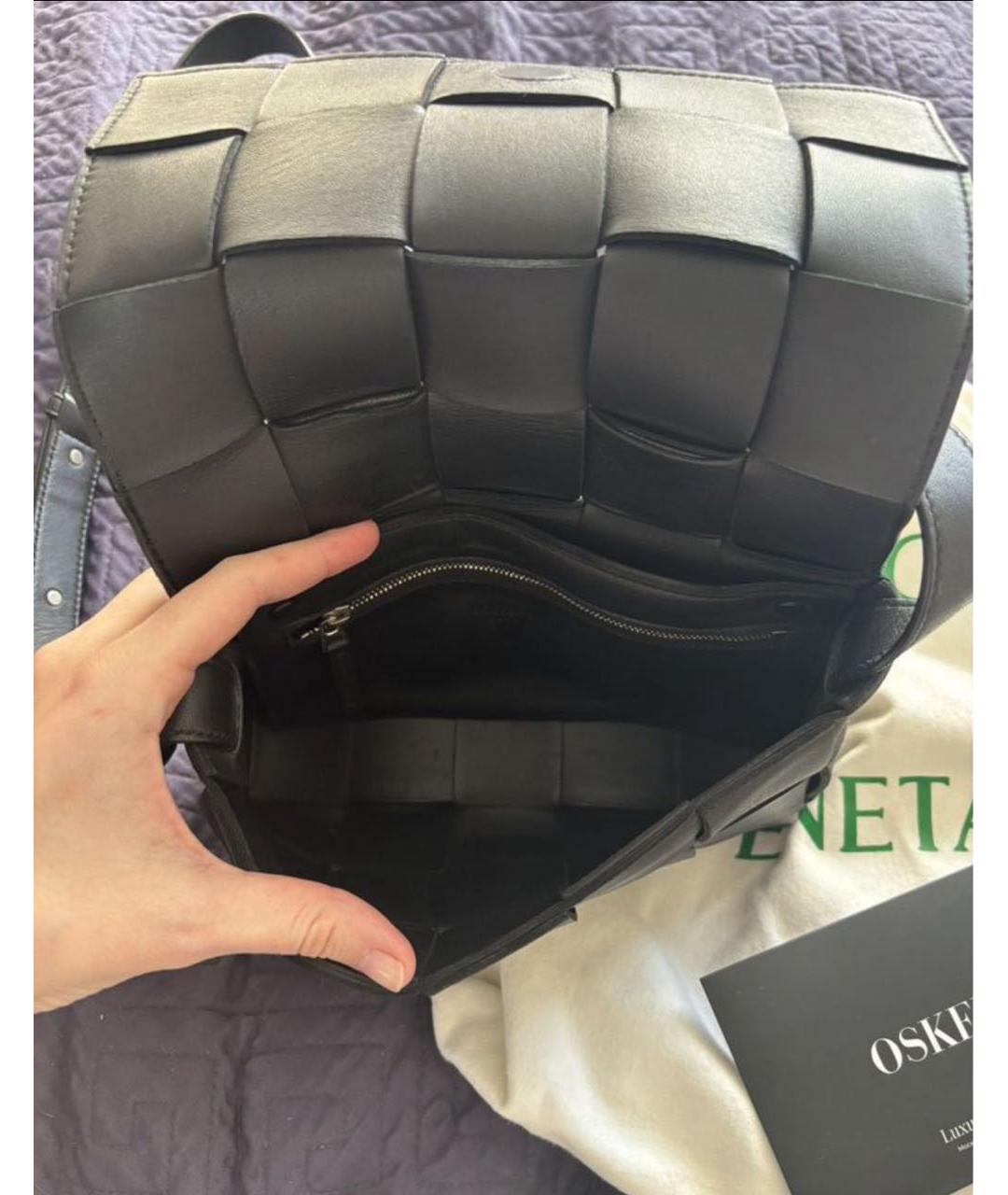 BOTTEGA VENETA Черная кожаная сумка через плечо, фото 5