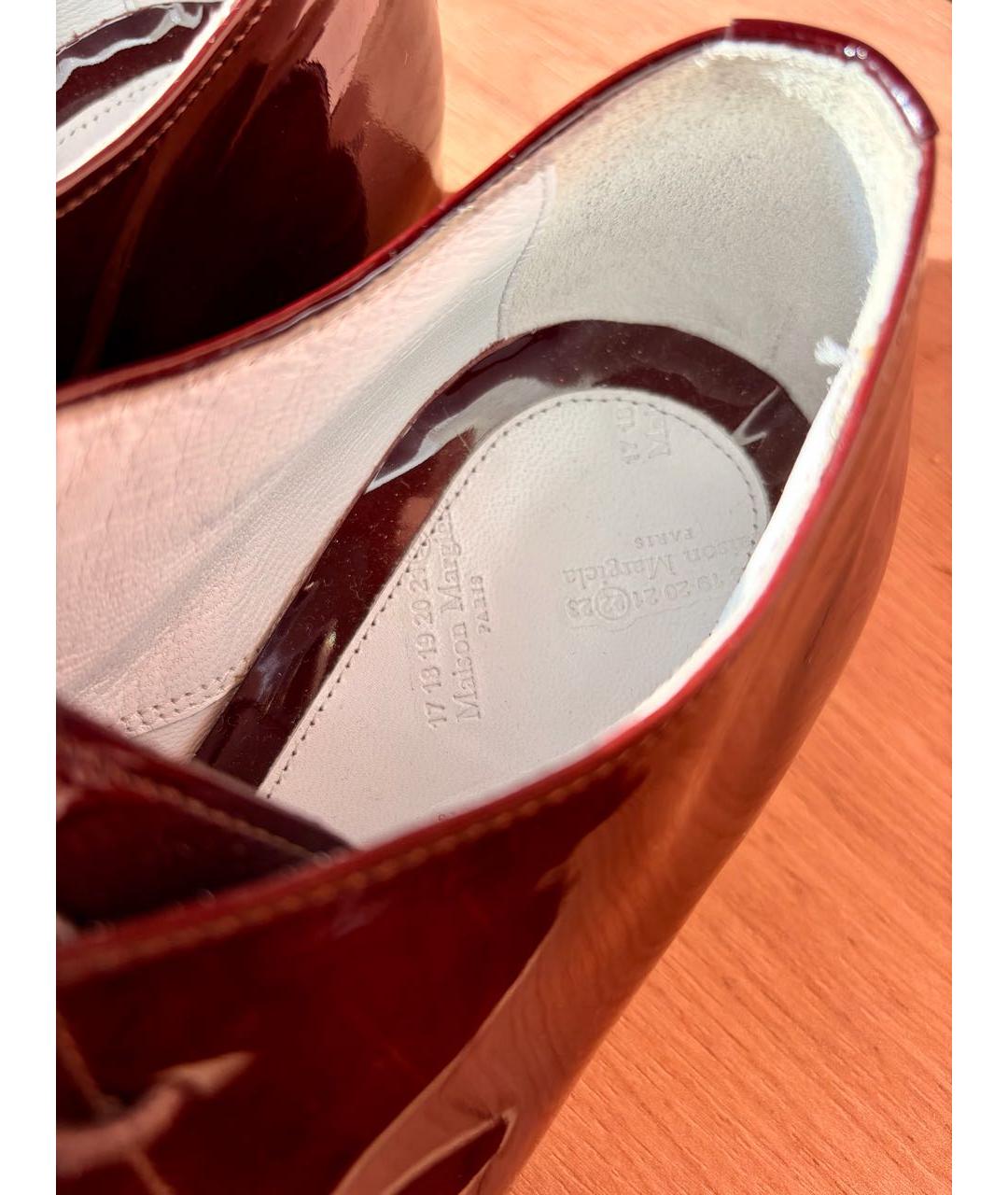 MAISON MARGIELA Бордовые низкие ботинки из лакированной кожи, фото 5