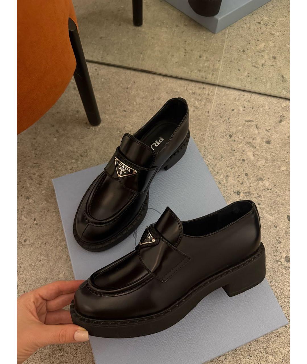 PRADA Черные лоферы из лакированной кожи, фото 4